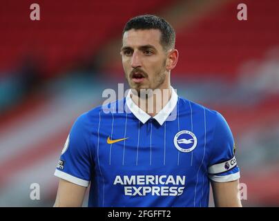 Sheffield, Royaume-Uni. 24 avril 2021. Lewis Dunk de Brighton lors du match de la Premier League à Bramall Lane, Sheffield. Le crédit photo doit être lu: Simon Bellis/Sportimage crédit: Sportimage/Alay Live News Banque D'Images