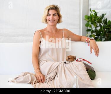 Miami Beach, Floride, États-Unis. 24 avril 2021. Delfina Blaquier au World Polo League Beach Polo sur Miami Beach le 24 avril 2021 à Miami Beach, Floride. Crédit : Mpi04/Media Punch/Alamy Live News Banque D'Images