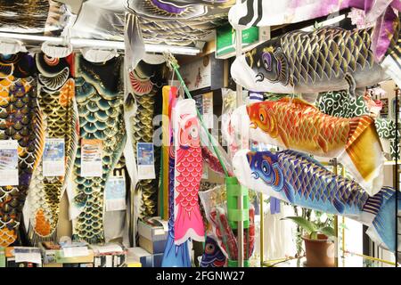 iida, Nagano, Japon, 25-04-2021 , marque Carp COI dans un magasin de la ville d'Iida, Nagano. Banque D'Images