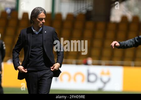 Benevento, Italie. 25 avril 2021. Entraîneur Filippo Inzaghi pendant la série UN match entre Benevento Calcio et Udinese Calcio au Stadio Comunale Ciro Vigorito le 25 avril 2021 à Benevento, Italie. (Photo de Giuseppe Fama/Pacific Press) crédit: Pacific Press Media production Corp./Alay Live News Banque D'Images