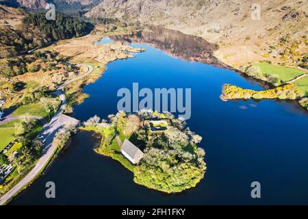 Vue aérienne du parc national Gougane Barra dans le comté de Cork, en Irlande Banque D'Images