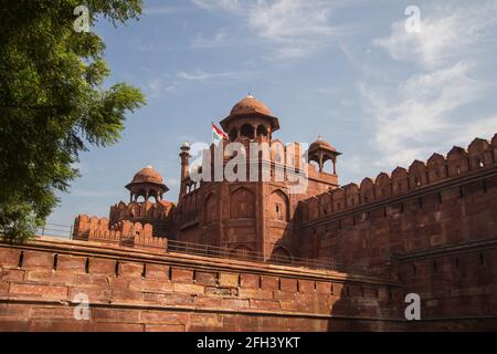 Porte principale du fort Rouge à Old Delhi, Inde. Il est situé dans la capitale New Delhi dans la partie plus ancienne de la ville. Banque D'Images