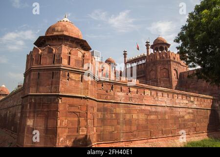 Fortifications autour de la porte Lahore l'entrée principale du fort Rouge dans le Vieux Delhi. Situé à New Delhi, la capitale de l'Inde. Banque D'Images