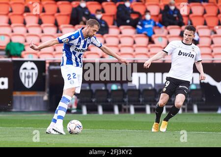 Florian Lejeune d'Alaves lors du championnat d'Espagne la Ligue football match entre Valencia CF et Alaves le 24 avril 2021 à l'Estadio de Mestalla à Valence, Espagne - photo Maria Jose Segovia / Espagne DPPI / DPPI / LiveMedia Banque D'Images