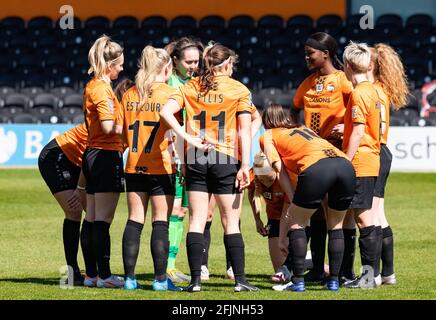 Londres, Royaume-Uni. 25 avril 2021. London Bees avant le match de championnat de football féminin de la FA entre London Bees et Blackburn Rovers Women au Hive, Londres, Angleterre, le 25 avril 2021. Photo par Andrew Aleksiejczuk/Prime Media Images. Crédit : Prime Media Images/Alamy Live News Banque D'Images