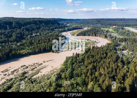 Isar à haute eau, Isaraen près de Schaeftlarn, image de drone, haute-Bavière, Bavière, Allemagne Banque D'Images