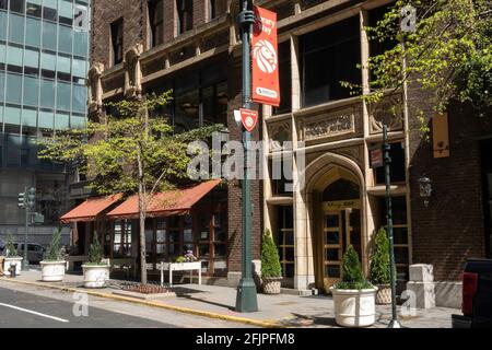 Le Library Hotel est un hôtel de caractère situé à Midtown Manhattan, New York, États-Unis Banque D'Images