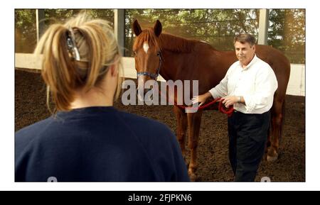 Don Lavender le psychothérapeute qui est membre du Équipe de gestion des séances de psychothérapie assistée du Prieuré équin dans le Nord London.pic David Sandison 21/10/2005 Banque D'Images