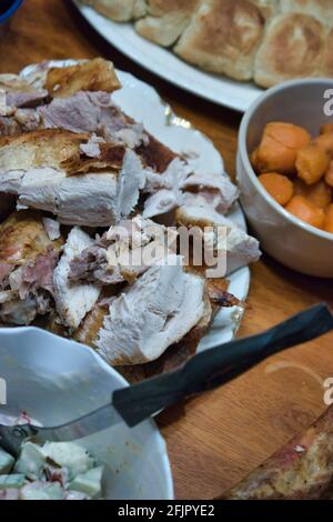 dinde et tous les côtés pour un repas de vacances Banque D'Images