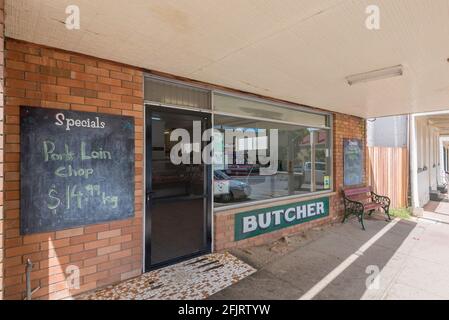 La boutique Butcher locale dans la rue principale de Braidwood dans les plateaux sud de la Nouvelle-Galles du Sud, en Australie Banque D'Images