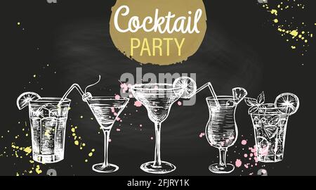 Ensemble de cocktails dessinés à la main sur le tableau noir. Illustration de Vecteur