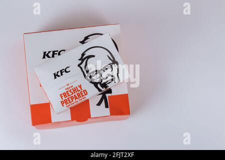 Restaurant Kentucky Fried Chicken KFC est une grande chaîne de restaurants réglez à la restauration rapide Banque D'Images