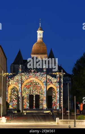 France, Côte d'Or, Paysage culturel de Bourgogne climats classés au patrimoine mondial de l'UNESCO, Beaune, Collégiale notre Dame de Beaune, spectacle lumière Banque D'Images