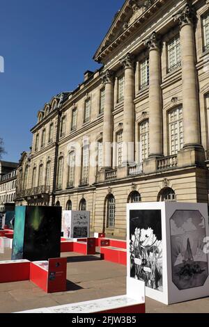 France, Bas Rhin, Strasbourg, vieille ville classée au patrimoine mondial de l'UNESCO, terrasse du Palais Rohan, Editions 2024 Jeux Banque D'Images