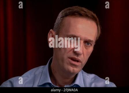 New York, New York, Etats-Unis - LES organisations politiques et anti-corruption D'ALEXEY NAVALNY sont attaquées par le procureur en chef des Moscows, qui tente de les interdire en tant que groupes extrémistes. PHOTO DE FICHIER. 25 avril 2021. 18 octobre 2020, Berlin, Allemagne - '60 minutes' conduit une interview avec ALEXEY NAVALNY après avoir récupéré de la tentative de sa vie avec l'agent nerveux, Novichok. Crédit : CBS/60 minutes/ZUMA Wire/Alay Live News Banque D'Images