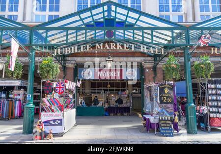 Jubilee Market Hall à Covent Garden par une journée ensoleillée. Londres Banque D'Images