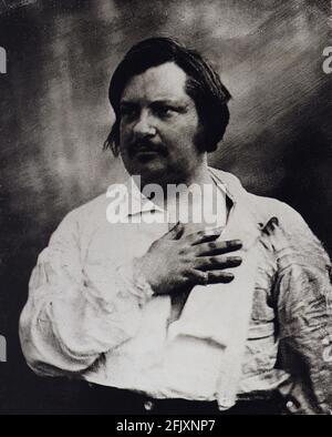 1842 , FRANCE : L'écrivain français Honoré DE BALZAC ( 1799 -1850 ) , photo d'un daguerréotype de Louis- Auguste Bisson - SCRITTORE - LETTERATURA - LITTÉRATURE - letterato - portrait - ritratto - chicanes - moustache - ritratto - portrait - bachigi - moustache - camicia - chemise --- Archivio GBB Banque D'Images