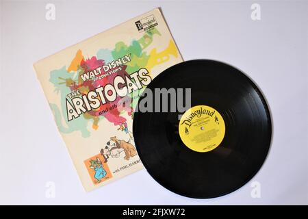 L'aristocrates de Disney Movie Soundtrack album de musique sur vinyle record LP disque sur fond blanc isolé Banque D'Images