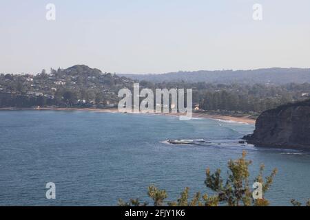 Vue vers le sud depuis North Bilgola Lookout, Sydney, Nouvelle-Galles du Sud, Australie Banque D'Images