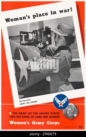 Women's Army corps (WAC), place de la femme dans la guerre, photographe: Armée de l'air, américaine, affiche de travail de guerre féminine de la Seconde Guerre mondiale, 1941-1945 Banque D'Images
