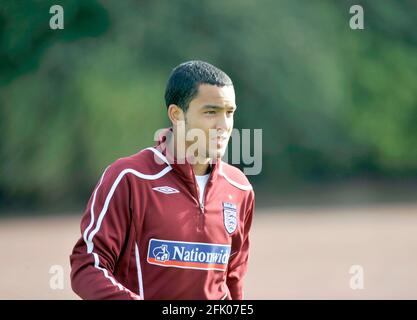 ENTRAÎNEMENT EN ANGLETERRE AU LONDON COLNEY. 10/10/2008. THEO WALCOTT. PHOTO DAVID ASHDOWN Banque D'Images