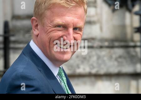 Londres, Royaume-Uni. 27 avril 2021. Oliver Dowden, député de Hertsmere et secrétaire à la Culture, arrive à la Chambre des communes, crédit : Ian Davidson/Alay Live News Banque D'Images