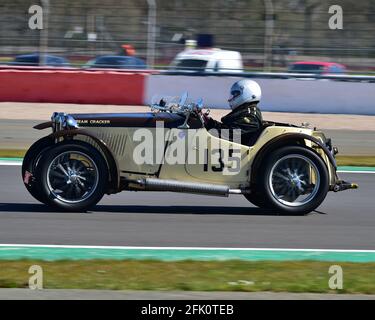 Andy King, MG PB Cream Cracker, course de handicap pour les voitures d'avant-guerre, VSCC, GP Itala Trophy Race Meeting, Silverstone, Northamptonshire, Angleterre, 17 avril Banque D'Images