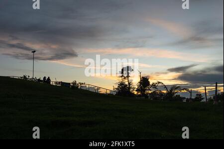 Beaux paysages naturels colombiens, villes, ciel bleu, animaux dans leur habitat naturel. Banque D'Images