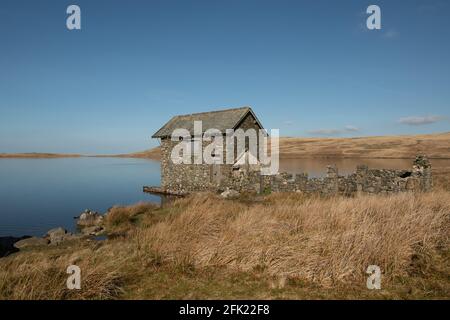 Boathouse à Washfold point sur les rives de Devoke Water Banque D'Images