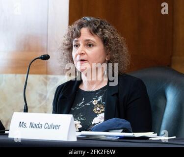 Washington, DC, États-Unis. 27 avril 2021. 27 avril 2021 - Washington, DC, États-Unis: NADA CULVER, directrice adjointe du Bureau des politiques et des programmes de la gestion des terres, Département de l'intérieur des États-Unis, prenant la parole à l'audience du Comité sénatorial de l'énergie et des ressources naturelles. Crédit : Michael Brochstein/ZUMA Wire/Alay Live News Banque D'Images