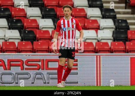 Denver Hume #33 de Sunderland pendant le match Banque D'Images