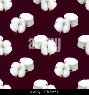 Fleurs de coton blanc sec et blocs motif sans couture sur fond sombre. Banque D'Images