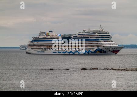 TALLINN, ESTONIE - 22 AOÛT 2016 : bateau de croisière AIDA Diva à Tallinn, Estonie Banque D'Images