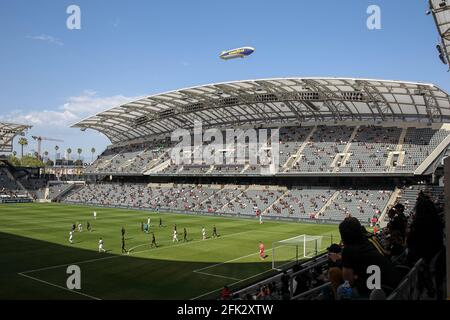 Los Angeles, Texas, États-Unis. 17 avril 2021. Une vue générale du banc de Californie Stadium lors d'un match de football de ligue majeure entre LAFA et Austin FC le 17 avril 2021 à Los Angeles, Californie. Crédit : Scott Coleman/ZUMA Wire/Alay Live News Banque D'Images