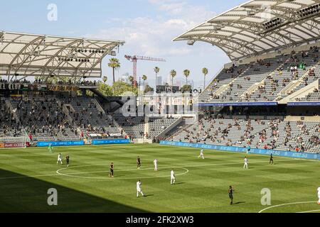 Los Angeles, Texas, États-Unis. 17 avril 2021. Une vue générale du banc de Californie Stadium lors d'un match de football de ligue majeure entre LAFA et Austin FC le 17 avril 2021 à Los Angeles, Californie. Crédit : Scott Coleman/ZUMA Wire/Alay Live News Banque D'Images