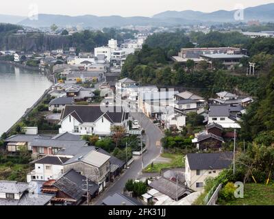 Kitsuki, Japon - 31 octobre 2016 : vue sur la ville de Kitsuki depuis le sommet du château de Kitsuki dans la préfecture d'Oita Banque D'Images