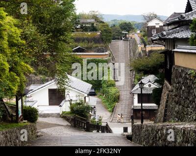 Kitsuki, Japon - 31 octobre 2016 : centre-ville historique de Kitsuki, une ancienne ville de château japonais Banque D'Images