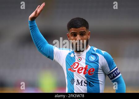 Turin, Italie, le 26 avril 2021. Lorenzo Insigne de SSC Napoli gestes pendant la série UN match entre le FC Torino et la SSC Napoli au Stadio Grande Torino, Turin. Banque D'Images