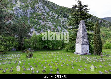 Militaire première Guerre mondiale cimetière de l'armée austro-hongroise, soldats tués jusqu'en 1916 à Solkan Slovénie, point commémoratif de la première Guerre mondiale Banque D'Images