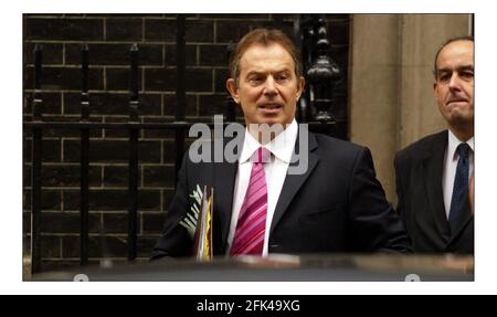 P.M. Tony Blair quitte Downing St pour P.M. Q'spic David Sandison 27/10/2004 Banque D'Images