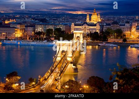 Le pont aux chaînes à Budapest Banque D'Images