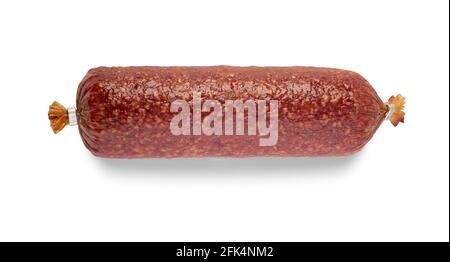 Bâton de saucisse fumée crue. Isolé sur blanc avec un masque Banque D'Images