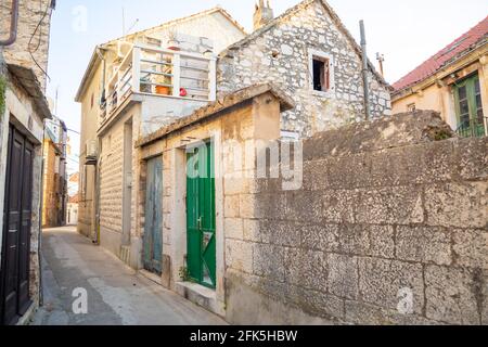 Bâtiments de Lozisca . L''île de Brac. La Croatie Banque D'Images