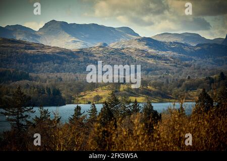 Vue de Windermere dans le parc national de Cumbria Lake District Banque D'Images