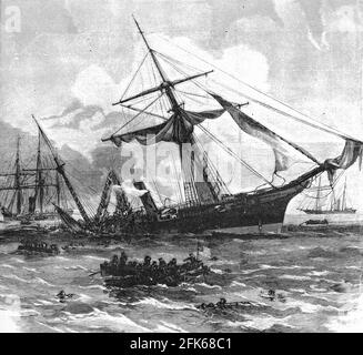 Gravure du naufrage du navire de guerre Confederate Alabama au large de la France pendant la guerre civile américaine. (De widipedia) CSS Alabama était une boucle de guerre à vis construite en 1862 pour la marine des États confédérés. ... L'Alabama a été un raider commercial réussi, attaquant les navires marchands et navals de l'Union au cours de ses deux années de carrière, au cours desquelles elle n'a jamais amarré dans un port du Sud. Elle fut courie en juin 1864 par l'USS Kearsarge à la bataille de Cherbourg, à l'extérieur du port de Cherbourg, en France. Banque D'Images