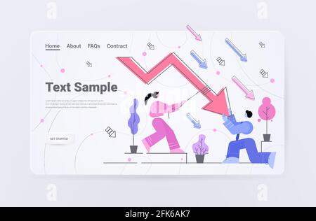 les hommes d'affaires qui tirent sur une corde tenant une flèche en chute libre font état d'une crise financière en faillite risque d'investissement échec de l'entreprise Illustration de Vecteur