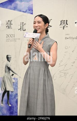 Taipei. 28 avril 2021. Chuen Wen assiste à la conférence de presse du Festival du film littéraire de Taipei 2021 à Taipei, Taiwan, Chine, le 28 avril 2021.(photo de TPG) crédit: TopPhoto/Alay Live News Banque D'Images