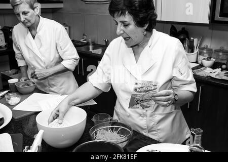 JOHANNESBURG, AFRIQUE DU SUD - 13 mars 2021: Johannesburg, Afrique du Sud - 16 2013 mars: Nestle Low Salt Cooking Class Banque D'Images