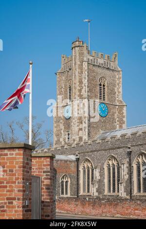 Église d'Angleterre, vue sur l'église Saint-Pierre et Saint-Paul du XIVe siècle à Aldeburgh, Suffolk, Angleterre, Royaume-Uni Banque D'Images