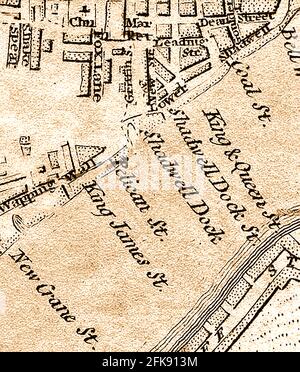 Extrait d'une carte du début des années 1800 des rues de Wapping Wall et Lower Shadwell surplombant la Tamise, Londres, Angleterre incluant Shakespeare Street ou Lane, Fox Lane, Dean Street, King James Street, Coal Street, King and Queen Street, Shadwell Dock, Pelican Street, New Crane Street, Grfiffin Street. Le nom Shadwell est probablement dérivé du puits de Saint-Tchad. Banque D'Images